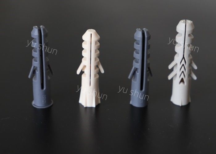 Tornillo de enchufe largo de M14 Grey Color Expansion Plastic Wall para la tubería