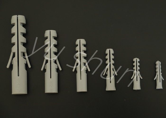 El plástico amplía clavos con el uso del tornillo de Grey Color Plastic Wall Plug de la luz S6 del tornillo 6m m para la pared