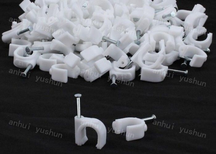El cable plástico blanco acorta el poliéster de 4mm-25m m para el clip de cable plástico de alambre del círculo del bolso/de la caja todos los tamaños